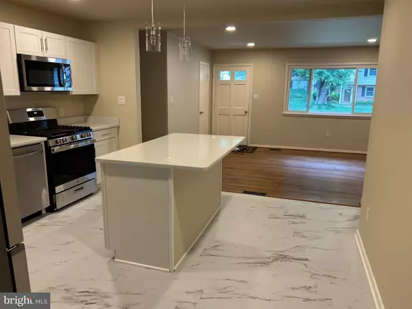 Woodbridge, VA 22193,3938 FORESTDALE AVE