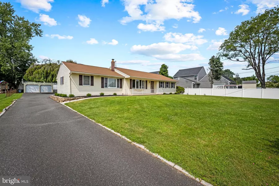 100 MOUNTAIN RD, Fallston, MD 21047