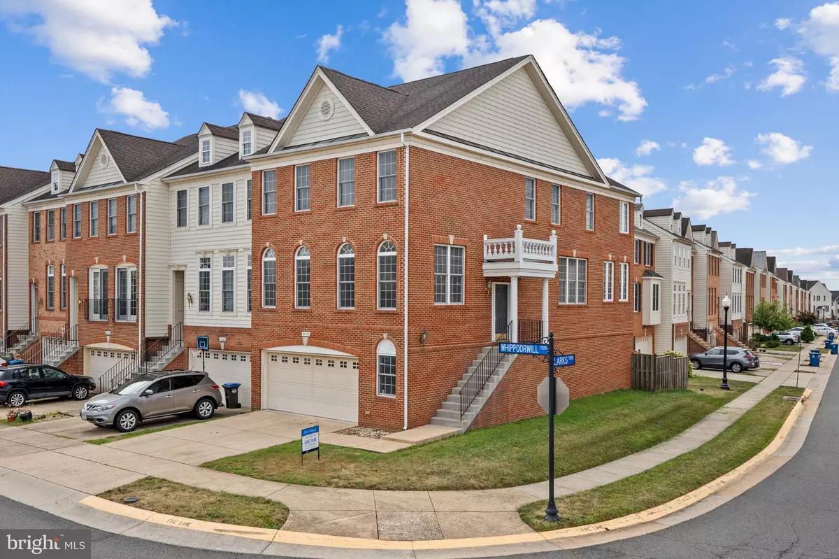 Chantilly, VA 20152,25370 WHIPPOORWILL TER