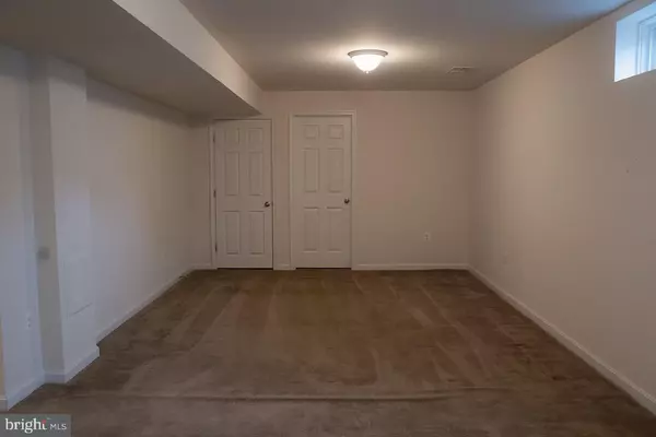 Culpeper, VA 22701,608 HUNTERS RD