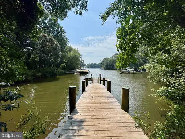 Annapolis, MD 21401,702 PEARSON POINT PL