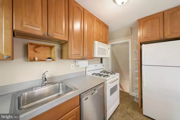 Alexandria, VA 22301,14 E MYRTLE ST