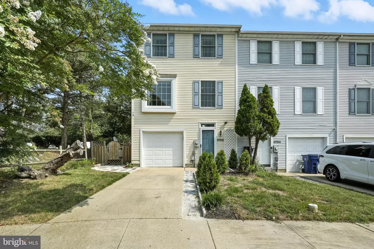 Frederick, MD 21703,5702 CHASE CT