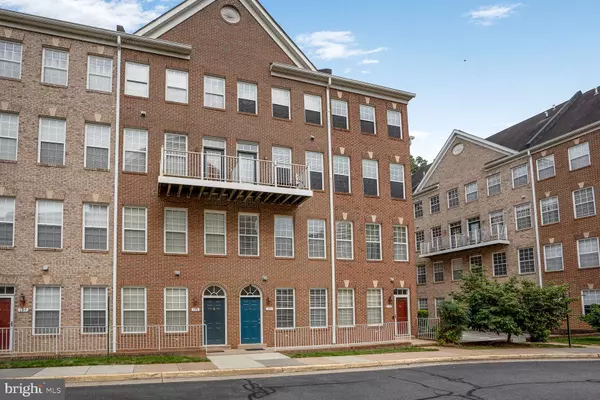2663 MANHATTAN PL #111, Vienna, VA 22180