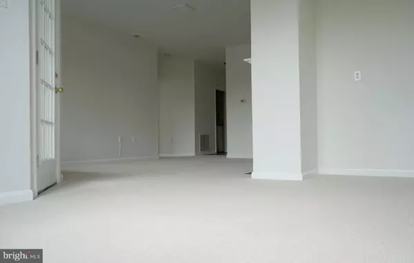 Germantown, MD 20876,12004 AMBER RIDGE CIR #B-303