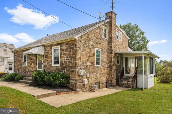 36 N TROOPER RD, Norristown, PA 19403