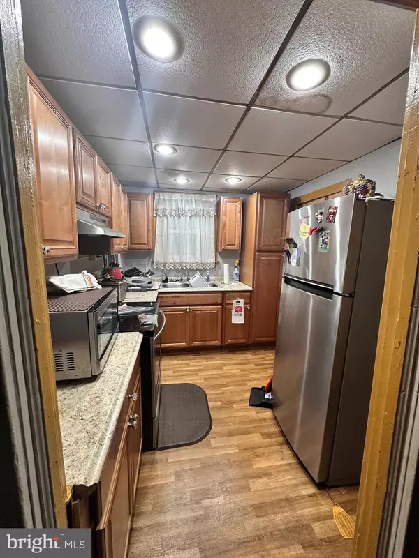 Coatesville, PA 19320,107 ASH ST