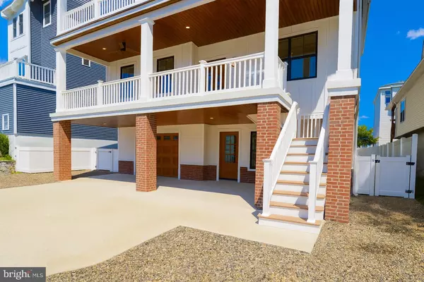 Wildwood, NJ 08260,331 W 16TH AVE