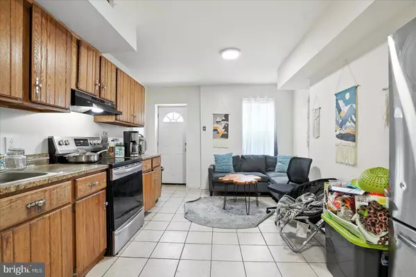 Baltimore, MD 21205,1021 N CAROLINE ST