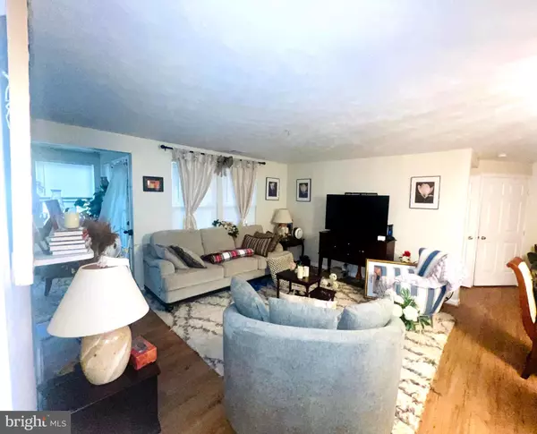 Owings Mills, MD 21117,8001 TOWNSHIP DR #102B