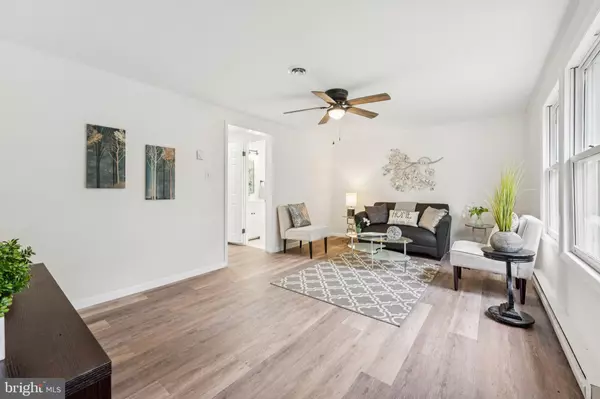 Sicklerville, NJ 08081,651 ERIAL RD