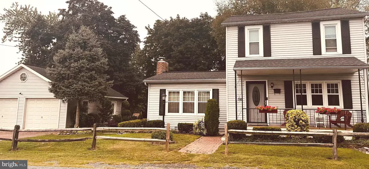 Harrisburg, PA 17113,827 CHAMBERS ST