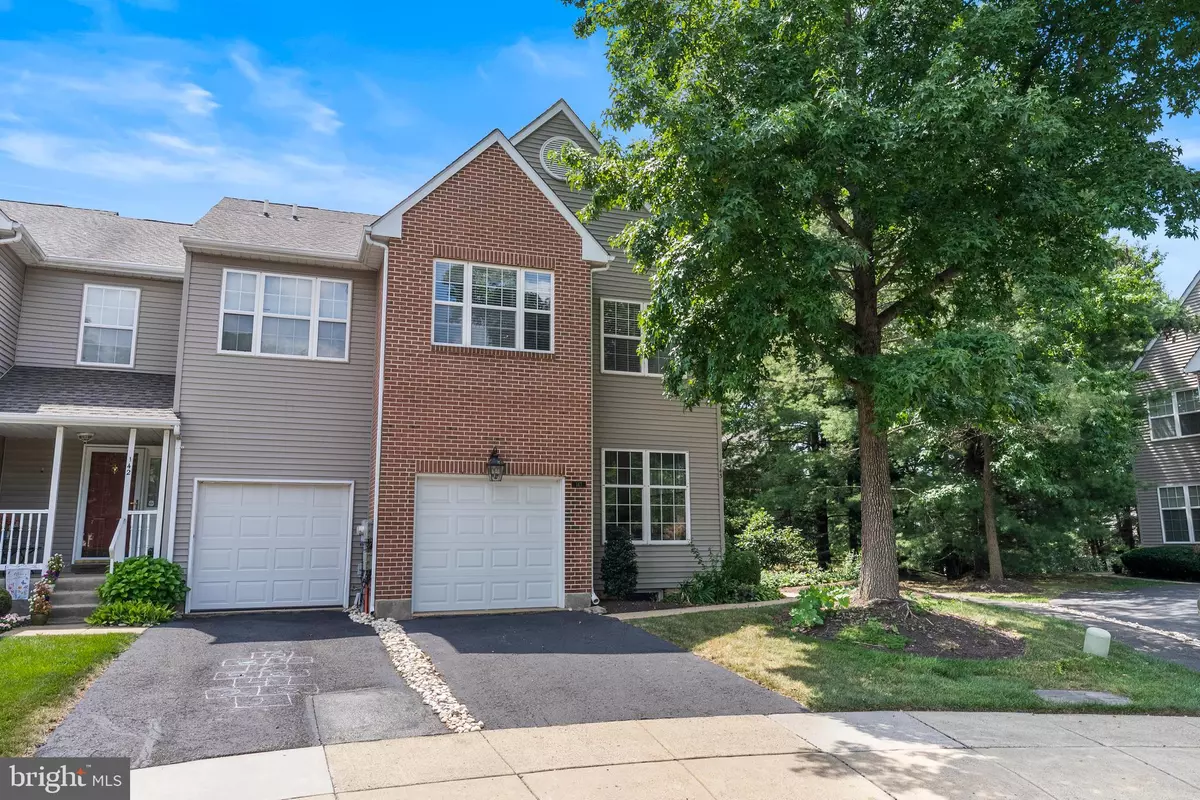 Doylestown, PA 18901,143 BISHOPS GATE LN
