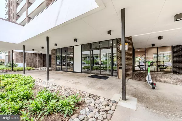 Alexandria, VA 22304,250 S REYNOLDS ST #1007