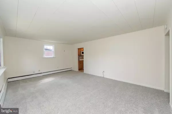 Somerdale, NJ 08083,5 S WARWICK RD