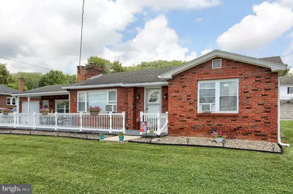 Mc Alisterville, PA 17049,243 WESTFALL ST