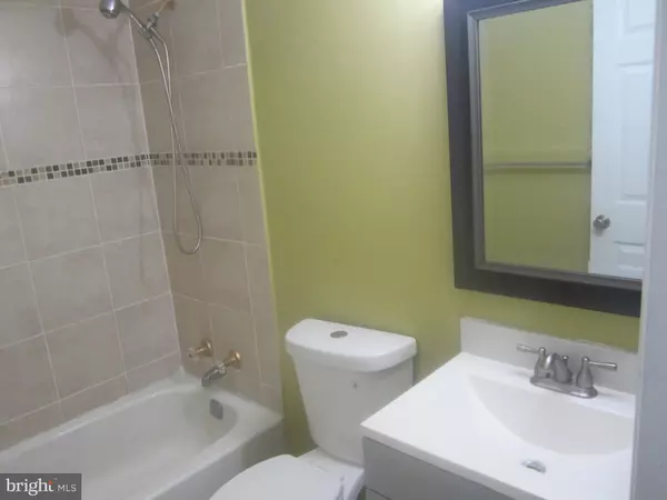 Columbia, MD 21045,7453 HICKORY LOG CIR