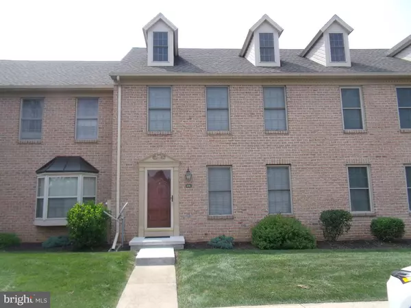 126 POINTE RIDGE DR #H126, York, PA 17402
