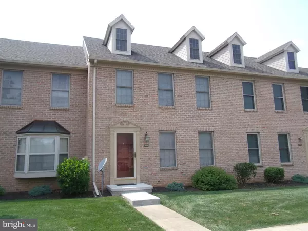 York, PA 17402,126 POINTE RIDGE DR #H126
