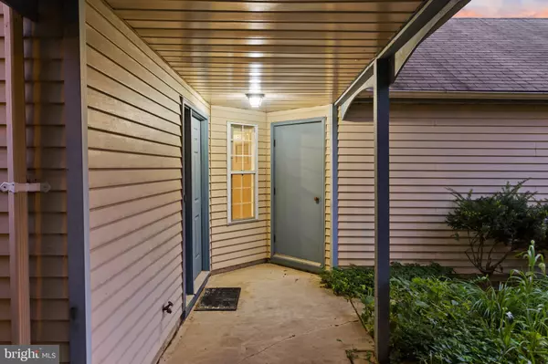 Hamilton, NJ 08690,18 HAWTHORNE CT