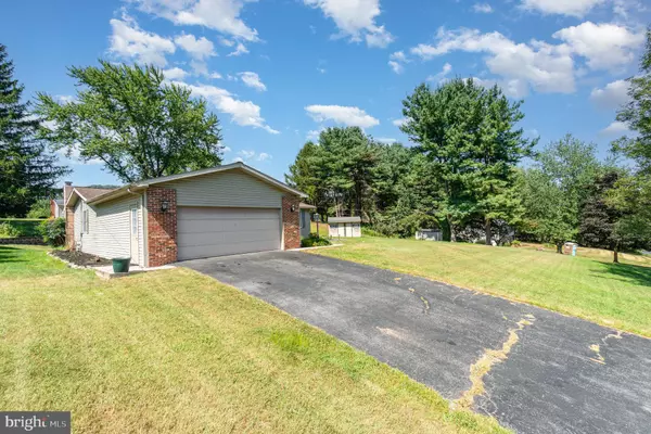 Dauphin, PA 17018,120 DENISON DR