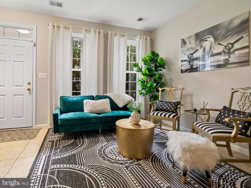 5804 SUMMERS GROVE RD, Alexandria, VA 22304