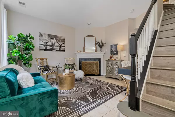 Alexandria, VA 22304,5804 SUMMERS GROVE RD