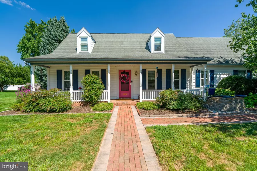 633 MULBERRY ST, Elizabethtown, PA 17022