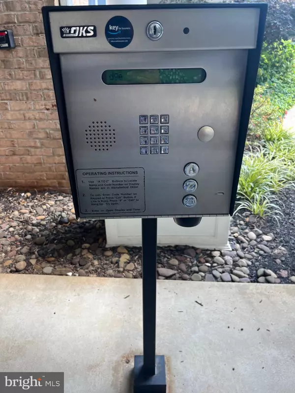 Lutherville Timonium, MD 21093,12320 ROSSLARE RIDGE RD #506