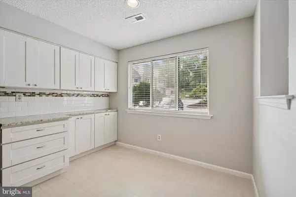 Chesterbrook, PA 19087,105 CAVALRY CT #107