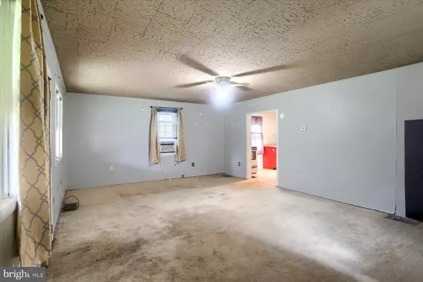 Mechanicsburg, PA 17055,1712 SHEEPFORD RD