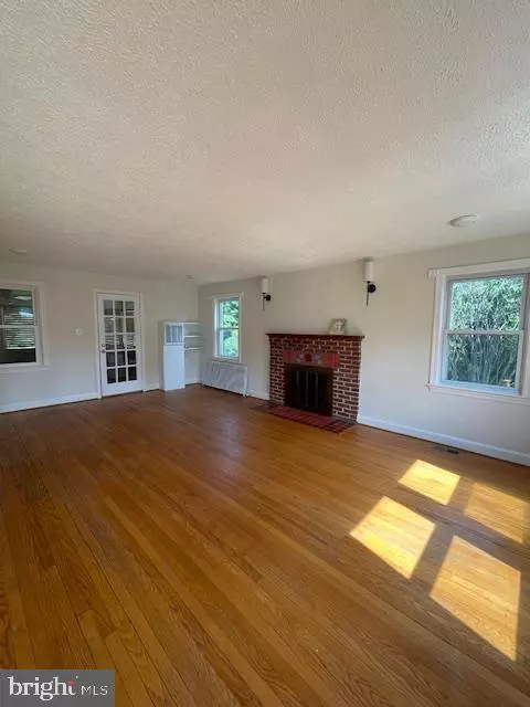 Rockville, MD 20850,8 MANNAKEE ST