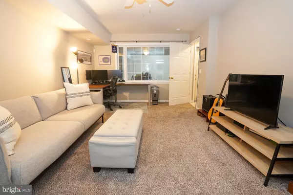 Baltimore, MD 21224,721 S STREEPER ST