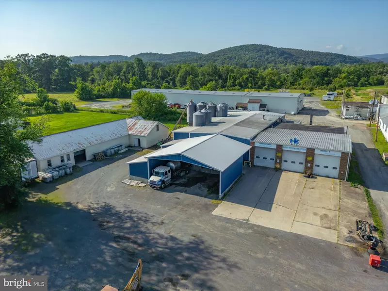 87 QUAKER CHURCH RD, Muncy, PA 17756