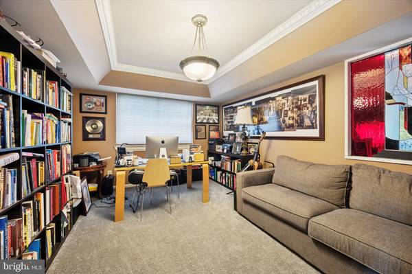 Cherry Hill, NJ 08003,4 FAIRHAVEN CT