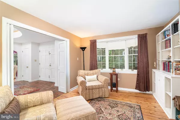 Harrisburg, PA 17112,2221 MOCKINGBIRD RD