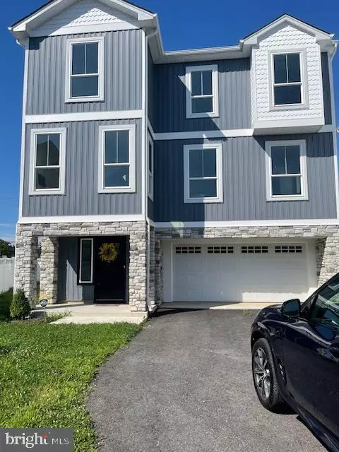 Philadelphia, PA 19114,9838 LEGION ST #1