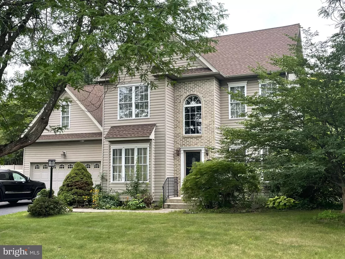 Bethlehem, PA 18020,4001 FERNCROFT LN