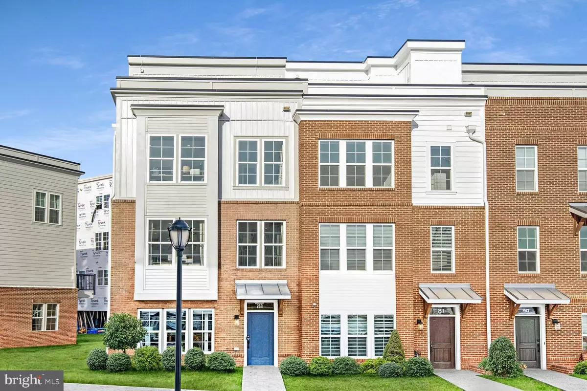 Rockville, MD 20850,2521 FARMSTEAD DR #212 CLARKE