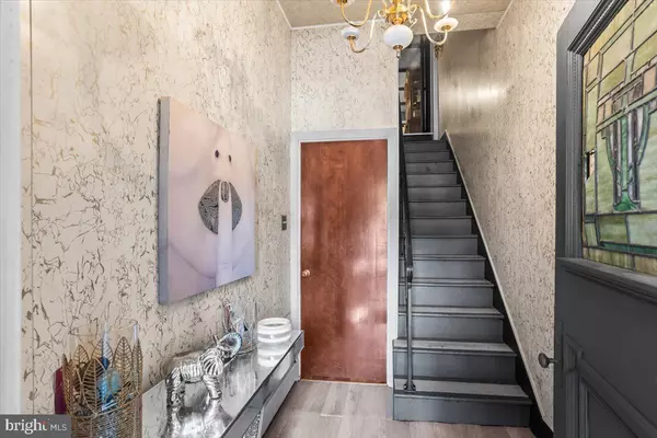 Pottsville, PA 17901,403 W MARKET ST