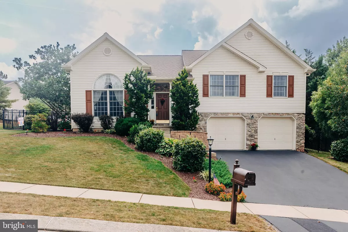 Etters, PA 17319,40 SCARLET OAK DR