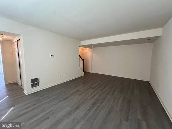 Lorton, VA 22079,9639 HAGEL CIR