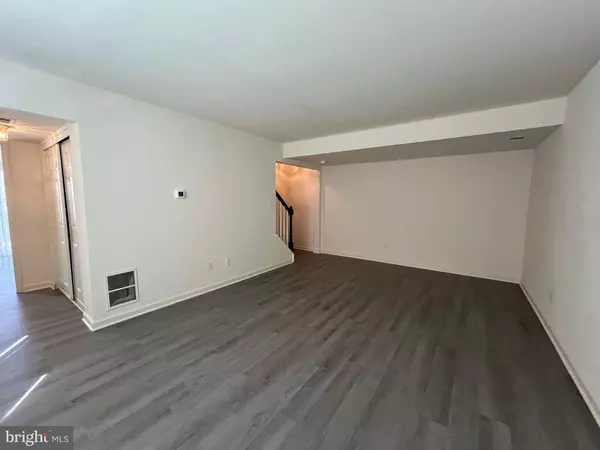 Lorton, VA 22079,9639 HAGEL CIR