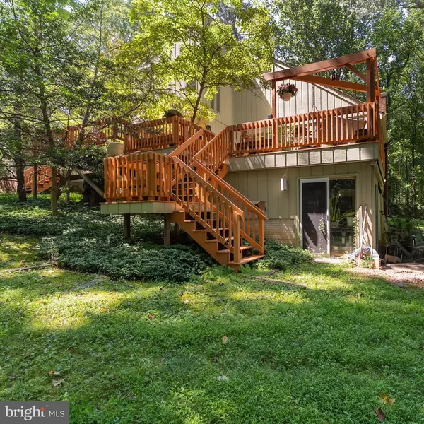 Reston, VA 20191,11301 FIELDSTONE LN