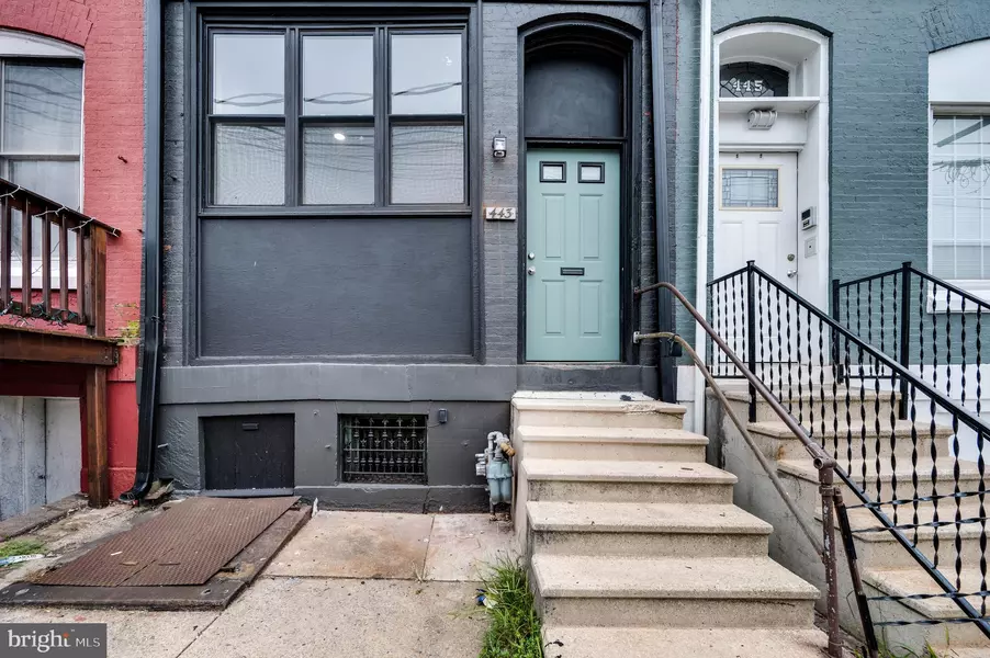 443 BUTTONWOOD ST, Reading, PA 19601