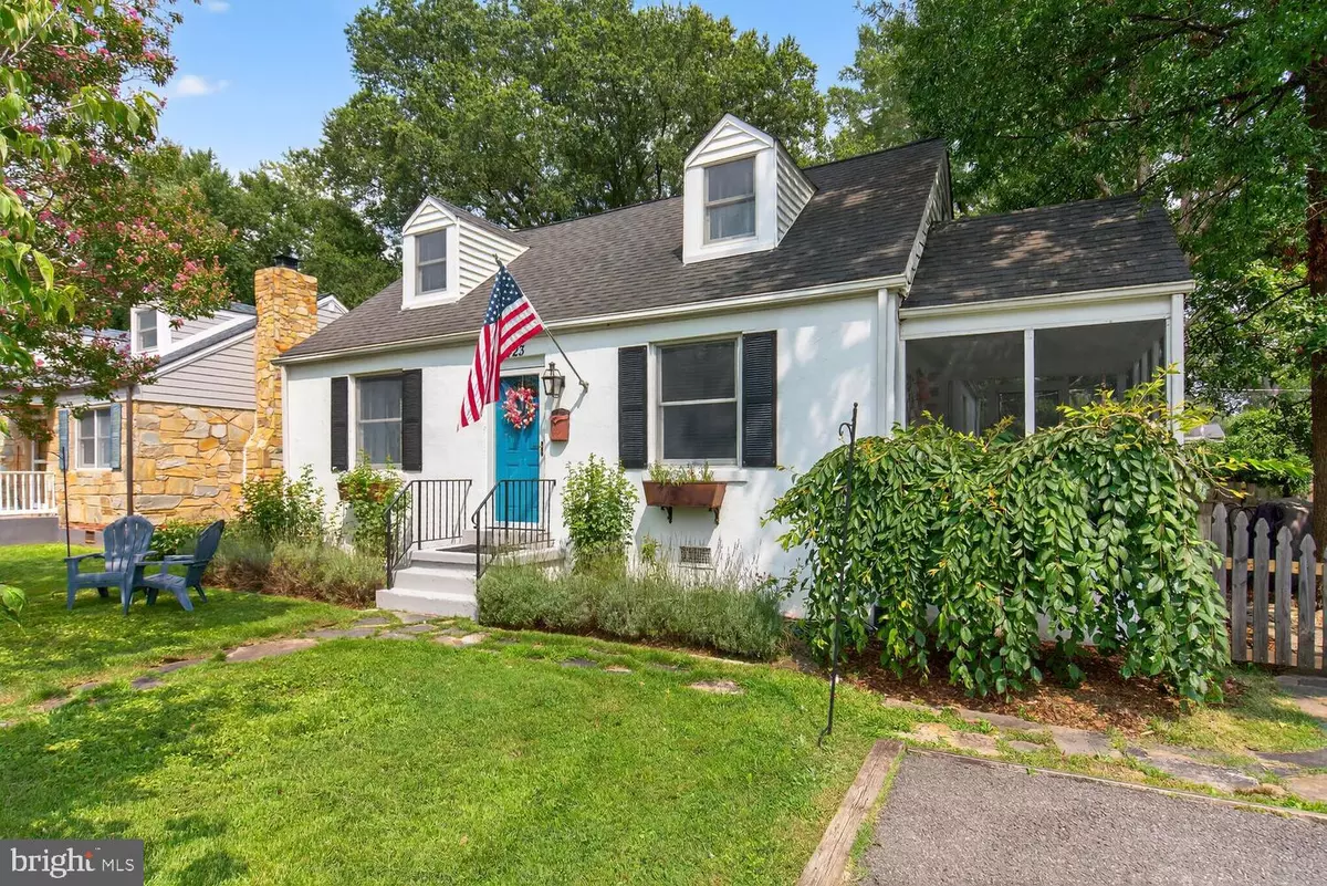 Alexandria, VA 22307,6423 14TH ST