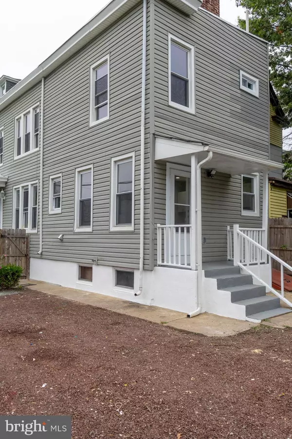 Trenton, NJ 08629,809 QUINTON AVE