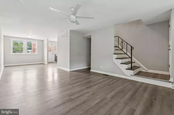Dundalk, MD 21222,7838 SAINT BONIFACE LN