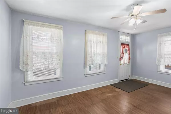 Manheim, PA 17545,186 N MAIN STREET