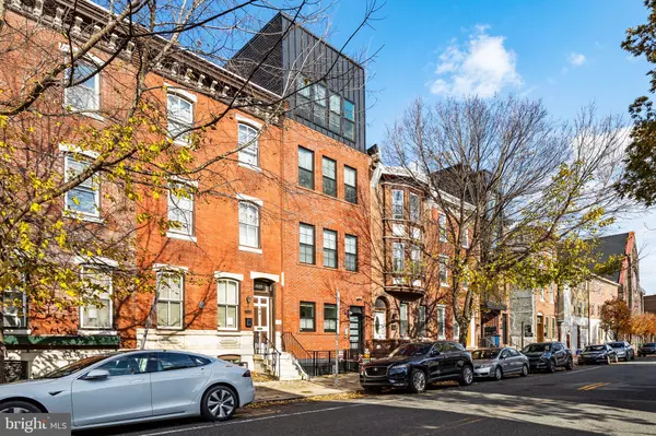 Philadelphia, PA 19146,1513 CHRISTIAN STREET #4